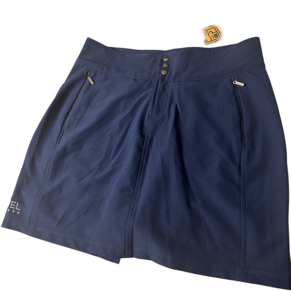 Blue Golf/Tennis Skort with UV protection and zippered pockets - Picture 2 of 7
